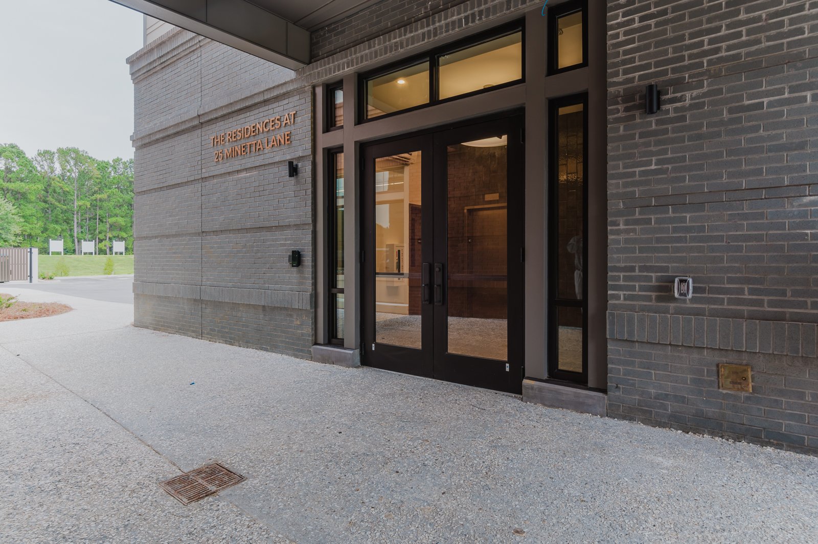 washington-square-gallery Image 2